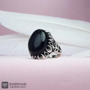 انگشتر عقیق پرتقالی دو رنگ خطی