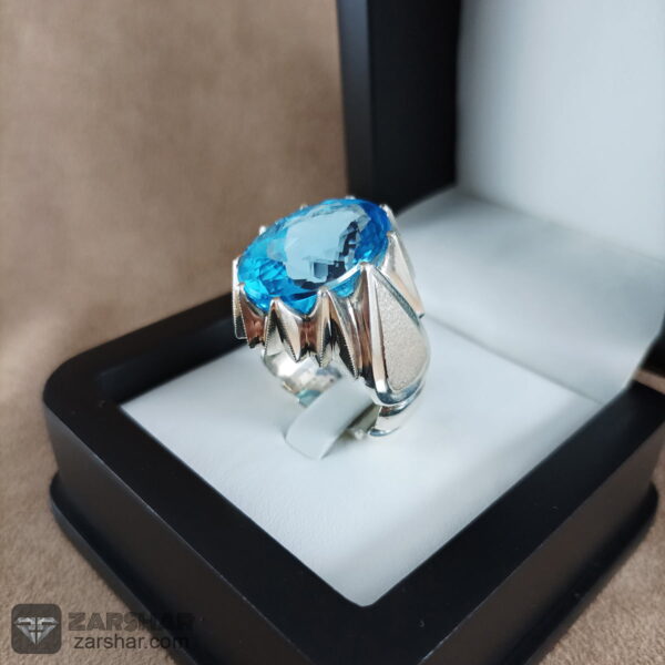 انگشتر توپاز آبی عکس انگشتر توپاز آبی