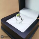 عکس انگشتر زبرجد مهربانی با نگین تراش الماس و برلیان