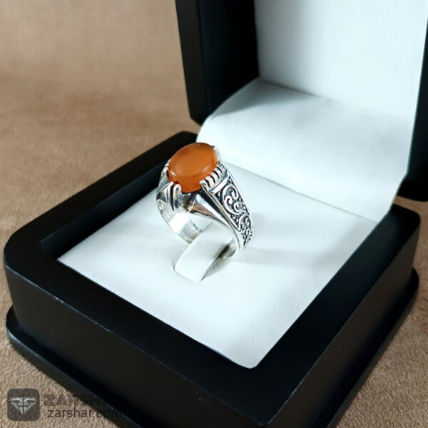 انگشتر یمنی عقیق 10 گرم عکس انگشتر یمنی عقیق 10 گرم