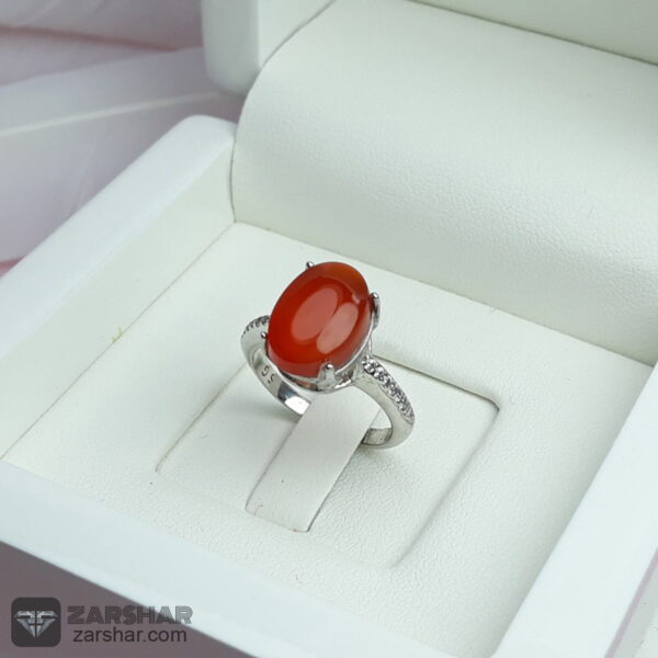 انگشتر عقیق یمنی سرخ زنانه عکس انگشتر عقیق یمنی سرخ زنانه
