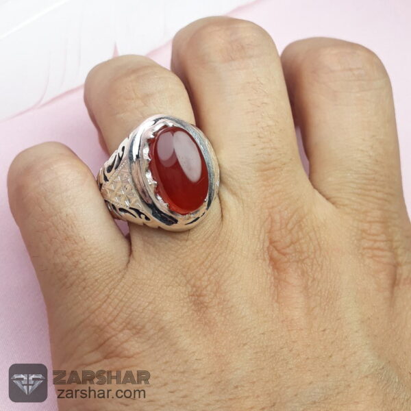 عکس انگشتر مردانه عقیق یمنی آیینه کاری شده