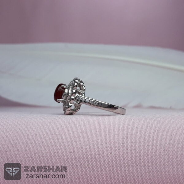 عکس انگشتر زنانه عقیق یمنی سرخ