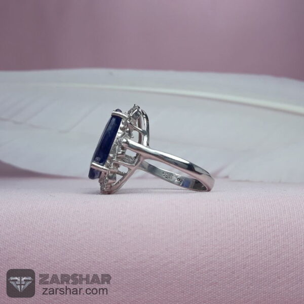 عکس انگشتر یاقوت کبود زنانه