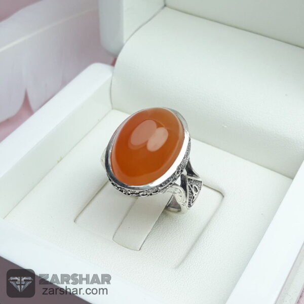 انگشتر عقیق یمنی پرتقالی درجه یک نگین دامله عکس انگشتر عقیق یمنی پرتقالی درجه یک نگین دامله