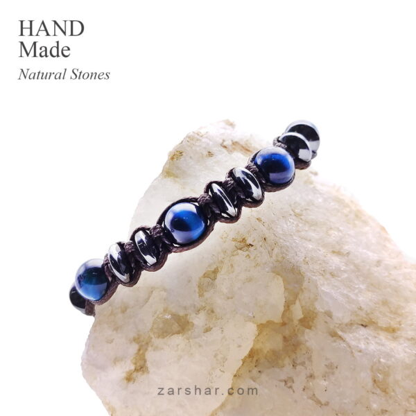 عکس دستبند بافت چرم و سنگ تایگر و حدید Alien