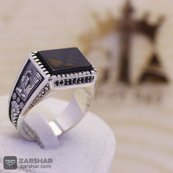 انگشتر اسپرت نقره مردانه مدل هخامنش عکس انگشتر اسپرت نقره مردانه مدل هخامنش