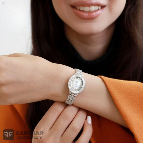 ساعت نقره زنانه طرح امرالدکات مدل پنلوپه عکس ساعت نقره زنانه طرح امرالدکات مدل پنلوپه