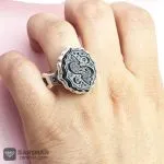 عکس انگشتر شمسه عقیق مشکی خطی حسین منی و انا من حسین
