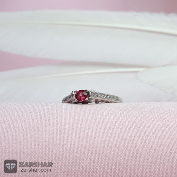 انگشتر زنانه نگین اتمی طرح یاقوت سرخ عکس انگشتر زنانه نگین اتمی طرح یاقوت سرخ