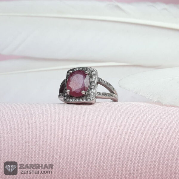 انگشتر یاقوت سرخ زنانه طرح رایان عکس انگشتر یاقوت سرخ زنانه طرح رایان