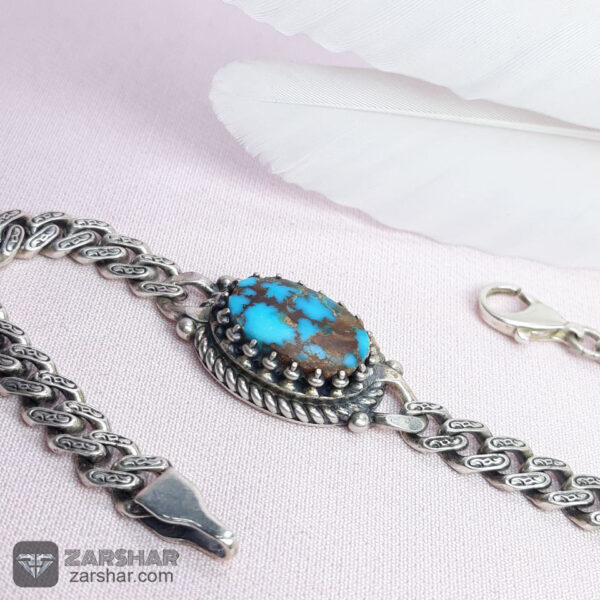 عکس دستبند نقره فیروزه نیشابوری طرح کارتیر