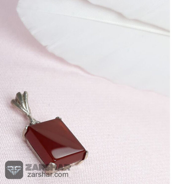 عکس گردنبند چهارگوش عقیق سرخ نقره ۹۲۵