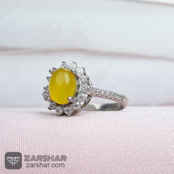 انگشتر عقیق زرد شرف الشمس طرح ثریا زنانه عکس انگشتر عقیق زرد شرف الشمس طرح ثریا زنانه