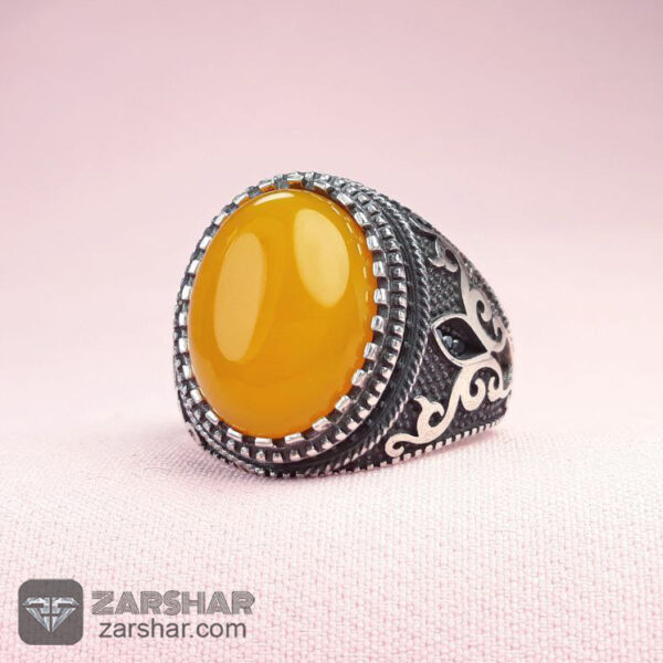 عکس انگشتر عقیق زرد شرف الشمس طرح فرهمند
