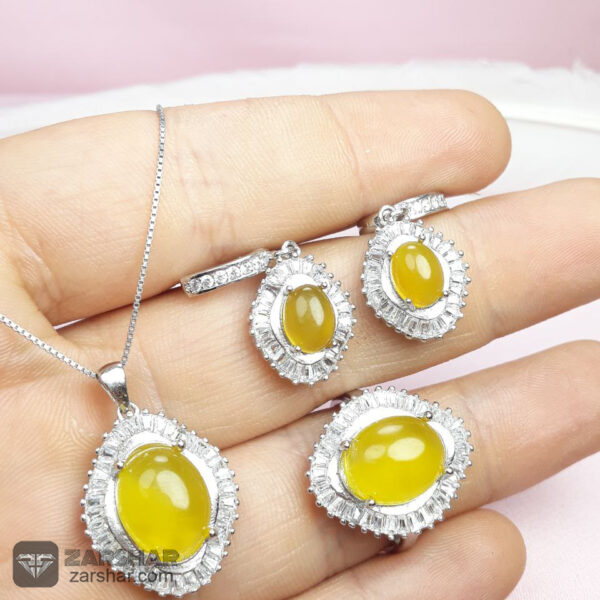 عکس نیم ست نقره عقیق زرد شرف الشمس طرح حسنا زنانه
