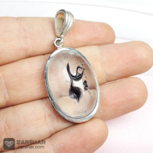 عکس گردنبند در نجف حکاکی علی(ع)