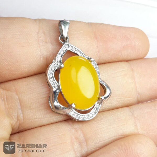 گردنبند عقیق زرد شرف الشمس طرح زهرا زنانه عکس گردنبند عقیق زرد شرف الشمس طرح زهرا زنانه