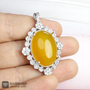 عکس گردنبند عقیق زرد شرف الشمس طرح نازگل زنانه