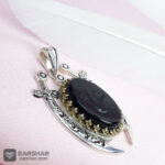 عکس گردنبند عقیق مشکی حکاکی علی