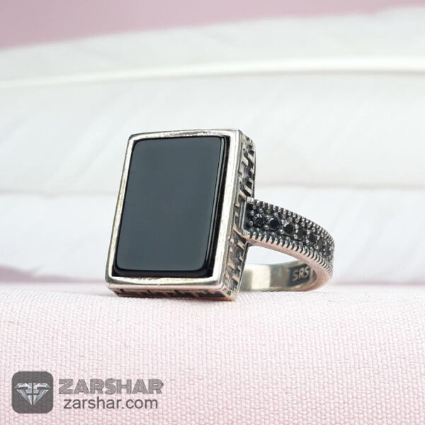 انگشتر عقیق مشکی اسپرت چهارگوش عکس انگشتر عقیق مشکی اسپرت چهارگوش
