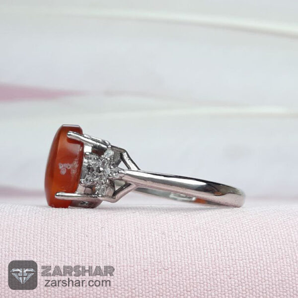 انگشتر عقیق یمنی پرتقالی زنانه عکس انگشتر عقیق یمنی پرتقالی زنانه