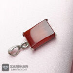 عکس گردنبند عقیق قرمز چهارگوش زنانه