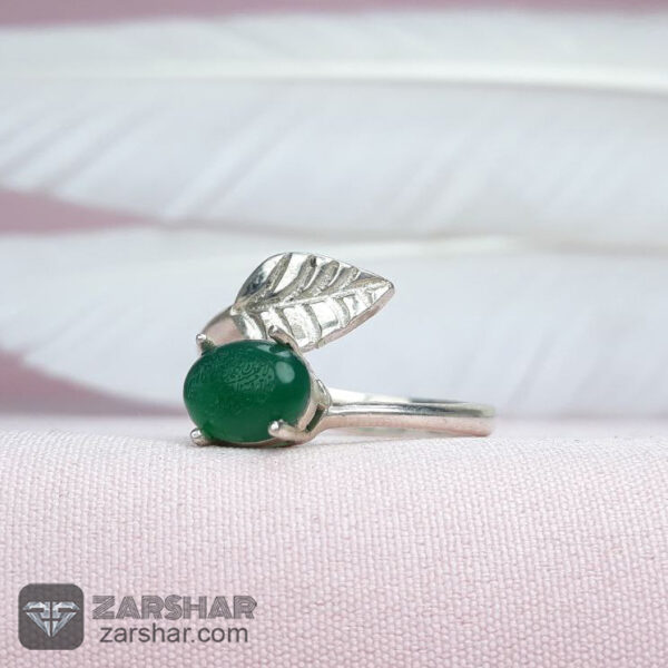 عکس انگشتر عقیق سبز زنانه و من یتق الله