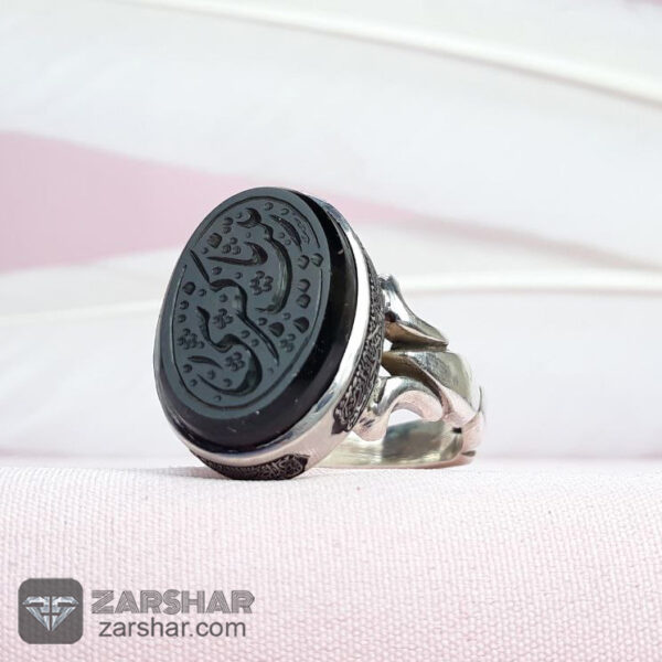 انگشتر عقیق یمنی مشکی یا زینب کبری عکس انگشتر عقیق یمنی مشکی یا زینب کبری