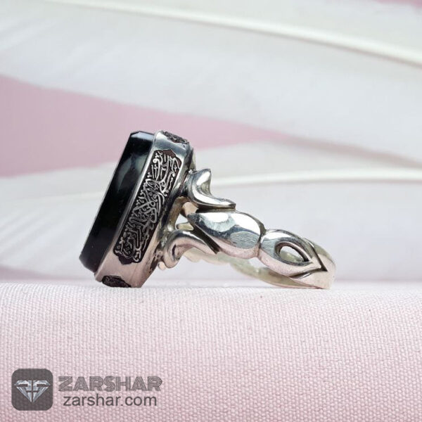انگشتر عقیق یمنی مشکی یا زینب کبری عکس انگشتر عقیق یمنی مشکی یا زینب کبری