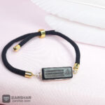 عکس دستبند بافت عقیق مشکی زنانه خطی