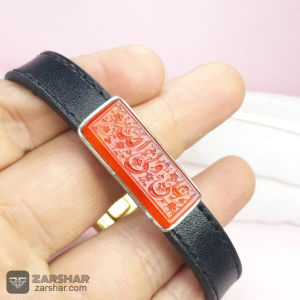 عکس دستبند چرمی عقیق سرخ علی ولی الله