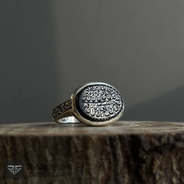 انگشتر عقیق یمنی سیاه و من یتق الله عکس انگشتر عقیق یمنی سیاه و من یتق الله