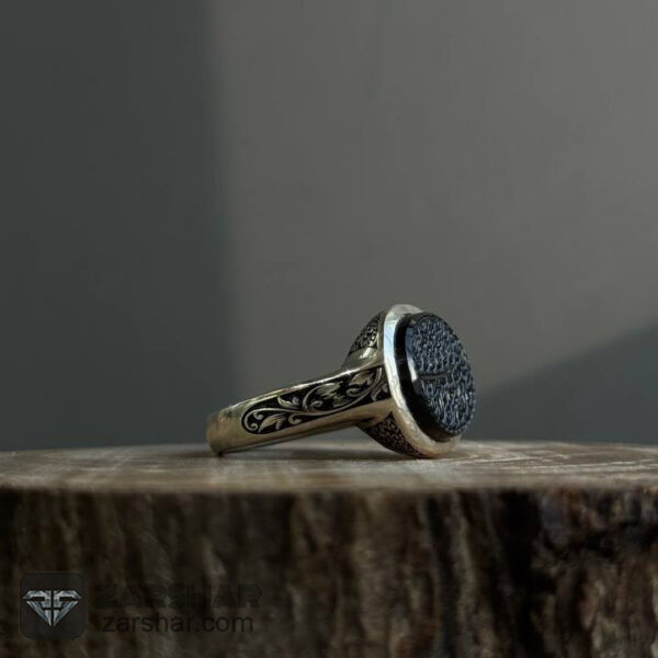 عکس انگشتر عقیق یمنی سیاه و من یتق الله